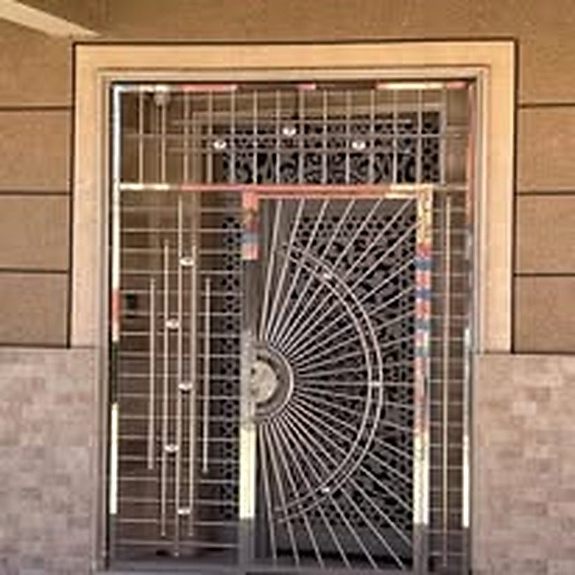 Decorative metal screen example